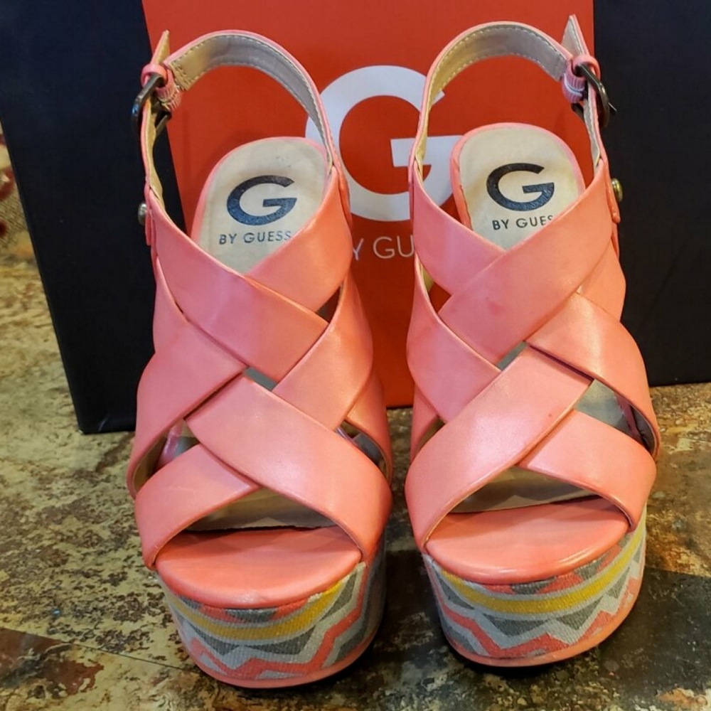 Shoes - Picture 3 of 4